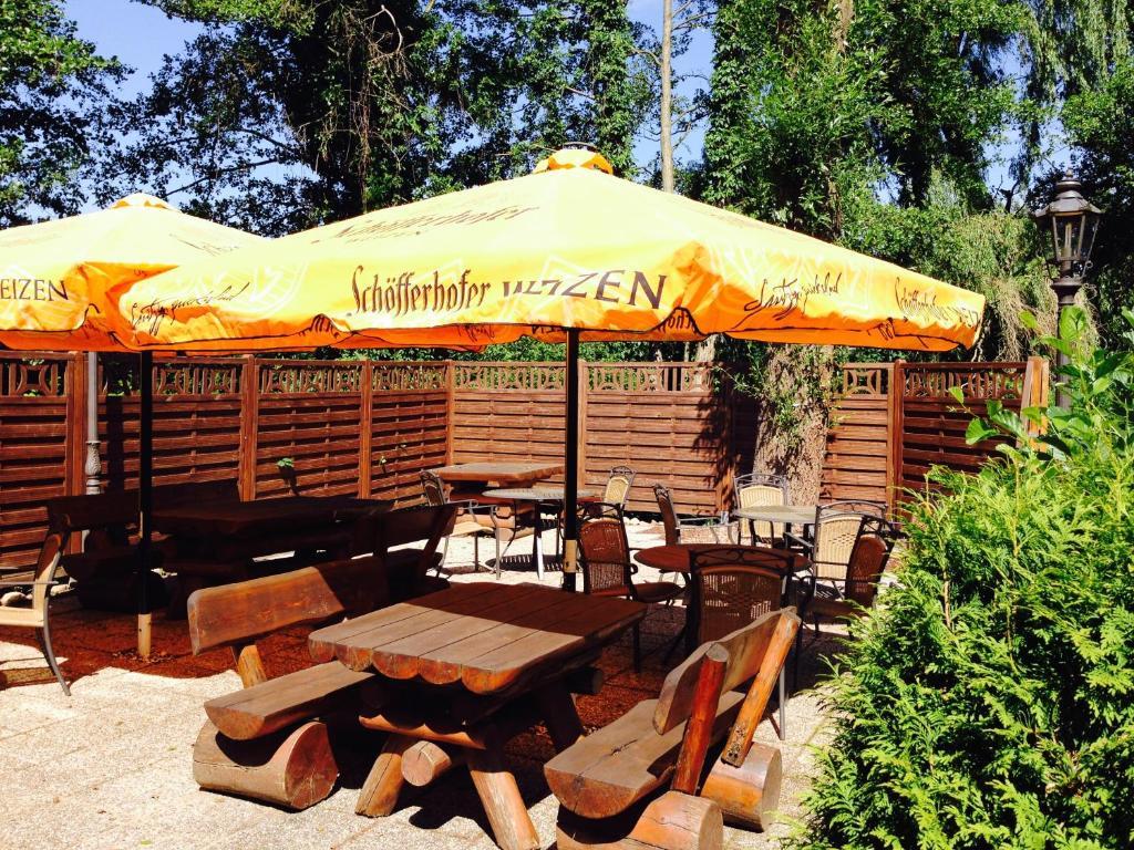 Hotel & Restaurant Zur Spreewaelderin Golßen Exterior foto